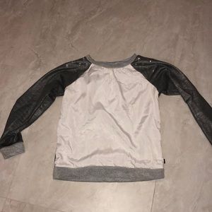 White and gray sweater